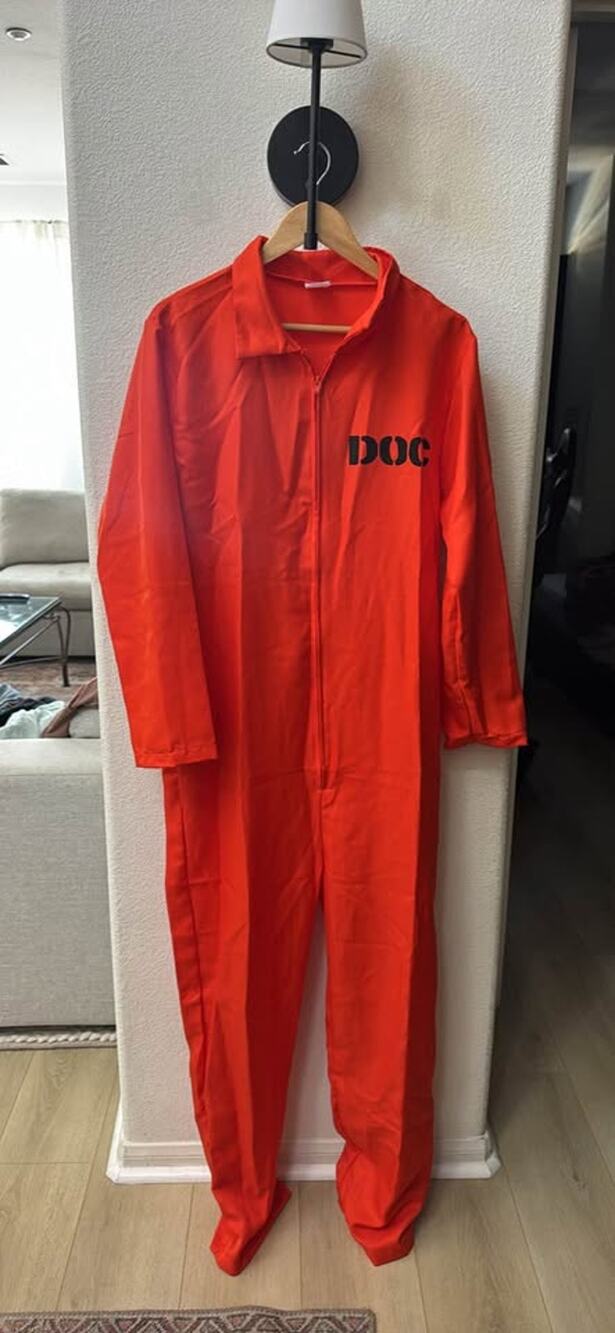Halloween Escaped Prisoner Costume